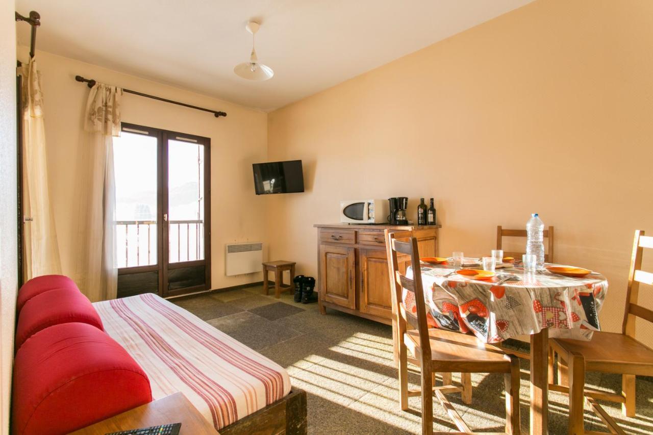 Residence Les Clarines เลรูส ภายนอก รูปภาพ